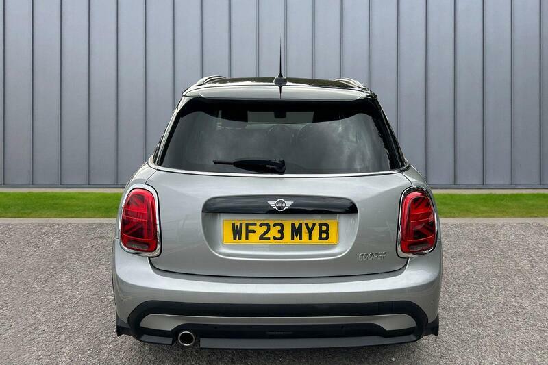 Mini Hatch 1.5 Cooper Classic Steptronic Euro 6 Ss WF23MYB Silver #6