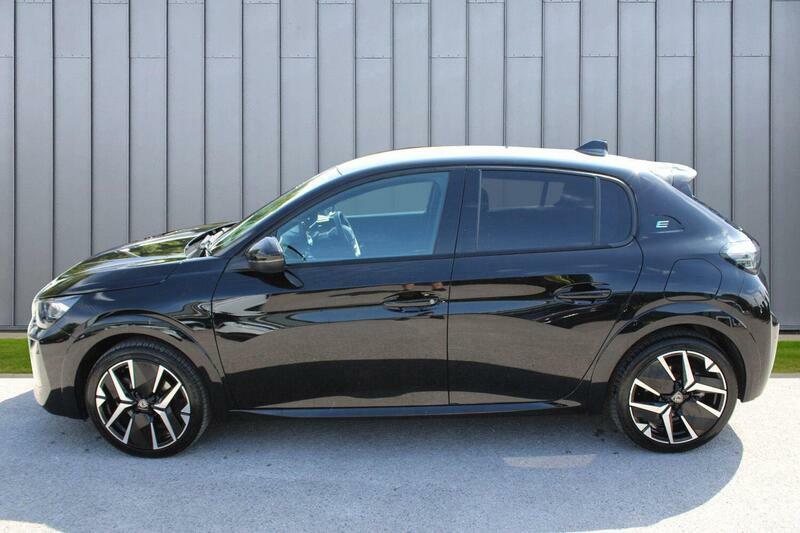 Peugeot e-208 51Kwh Gt 11Kw Charger Black #5
