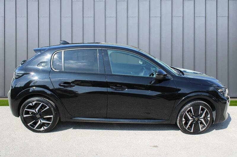Peugeot e-208 Hatchback Black #7
