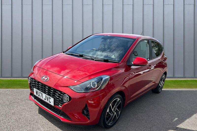 Hyundai I10 1.0 Premium Euro 6 Ss Red #3