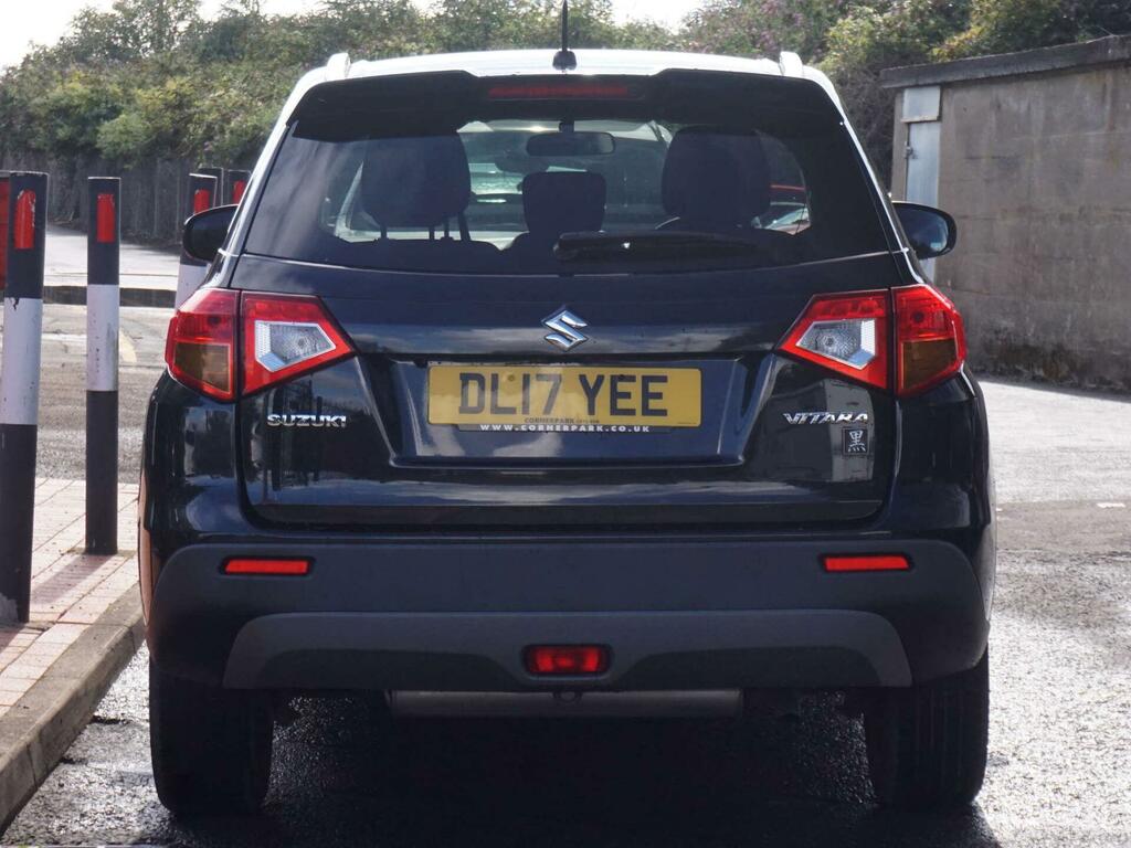 Suzuki Vitara Black #9