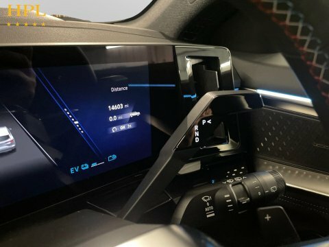 Renault Austral Techno Esprit Alpine White #17