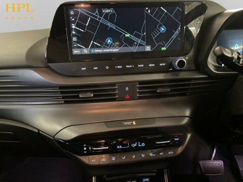Hyundai I20 Coupe White #18