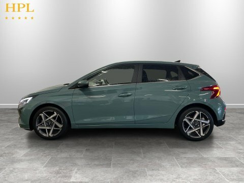 Hyundai I20 Coupe White #4
