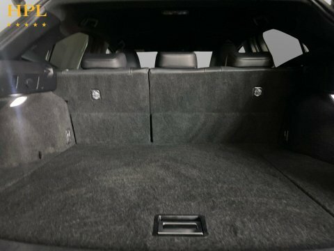 Lexus UX Green #20