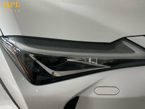 Lexus UX Green #9