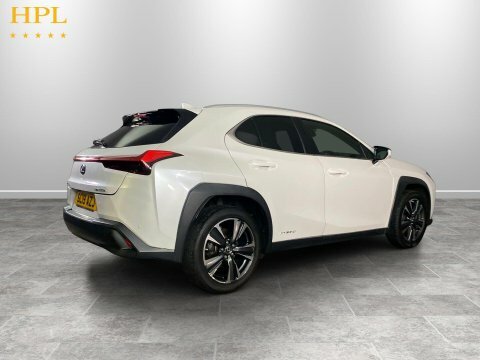 Lexus UX Green #7