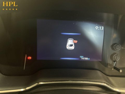 Toyota Corolla Hatchback White #14