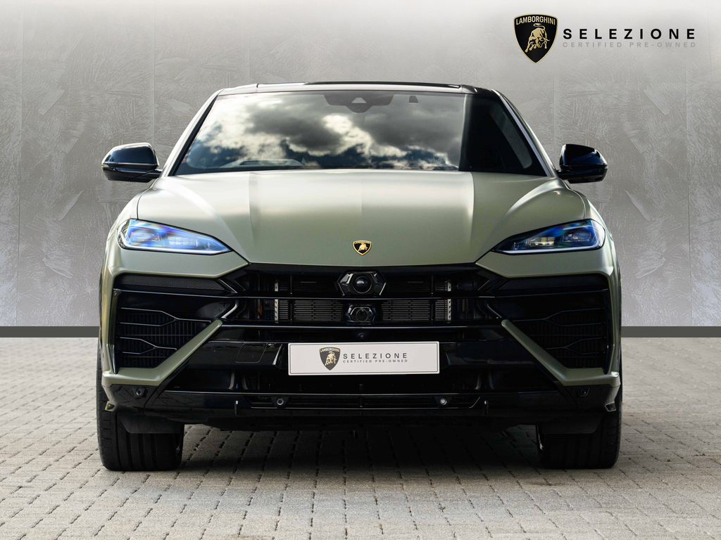 Lamborghini Urus Suv #3