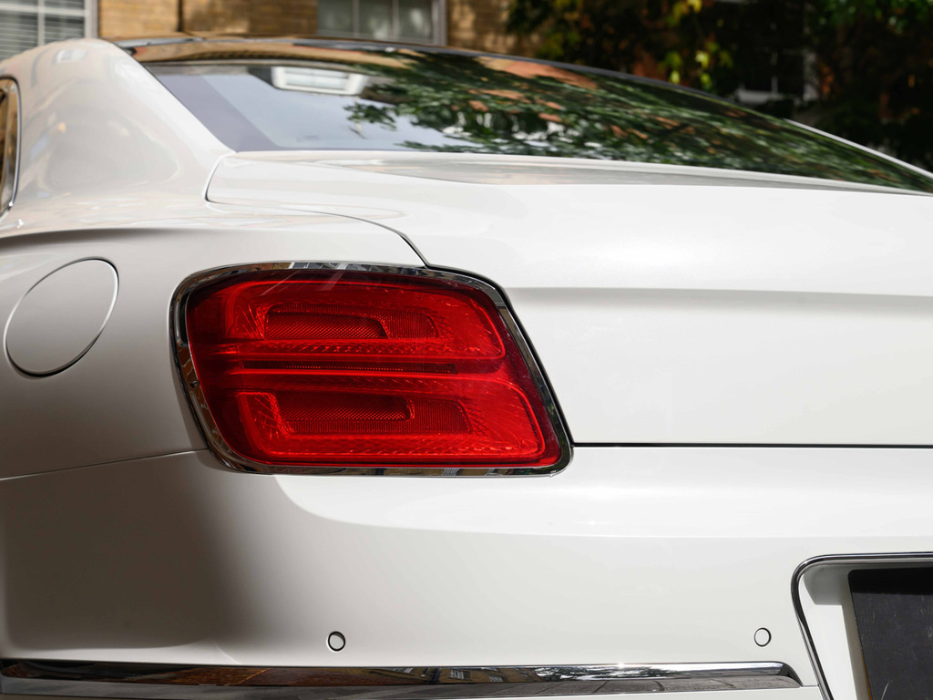 Bentley Flying Spur V8 S Grey #20