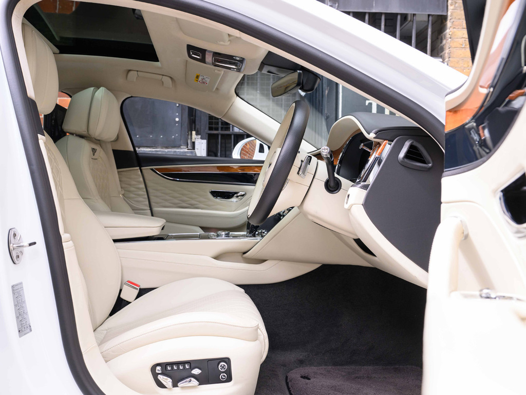 Bentley Flying Spur V8 S Grey #15