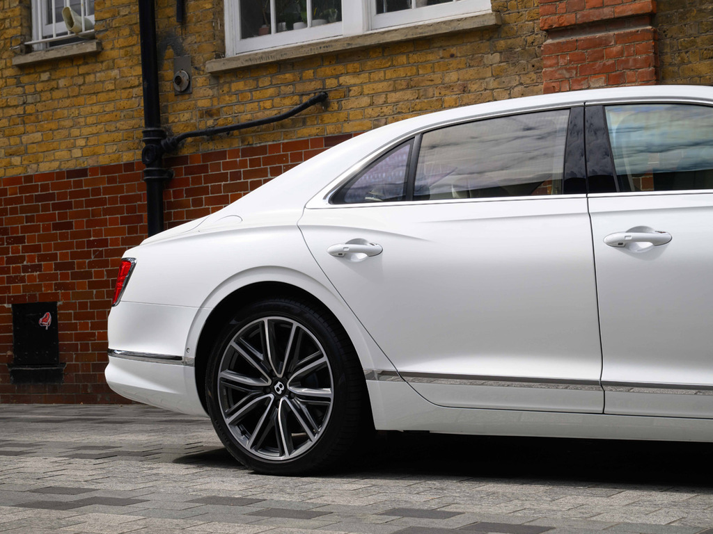 Bentley Flying Spur V8 S Grey #14