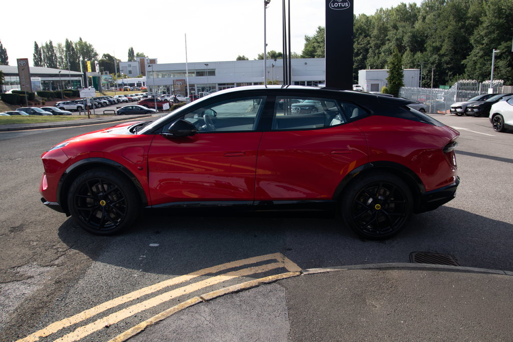 Lotus Eletre 112Kwh Suv 4Wd Dual Motor 611 AP73CZJ  #5