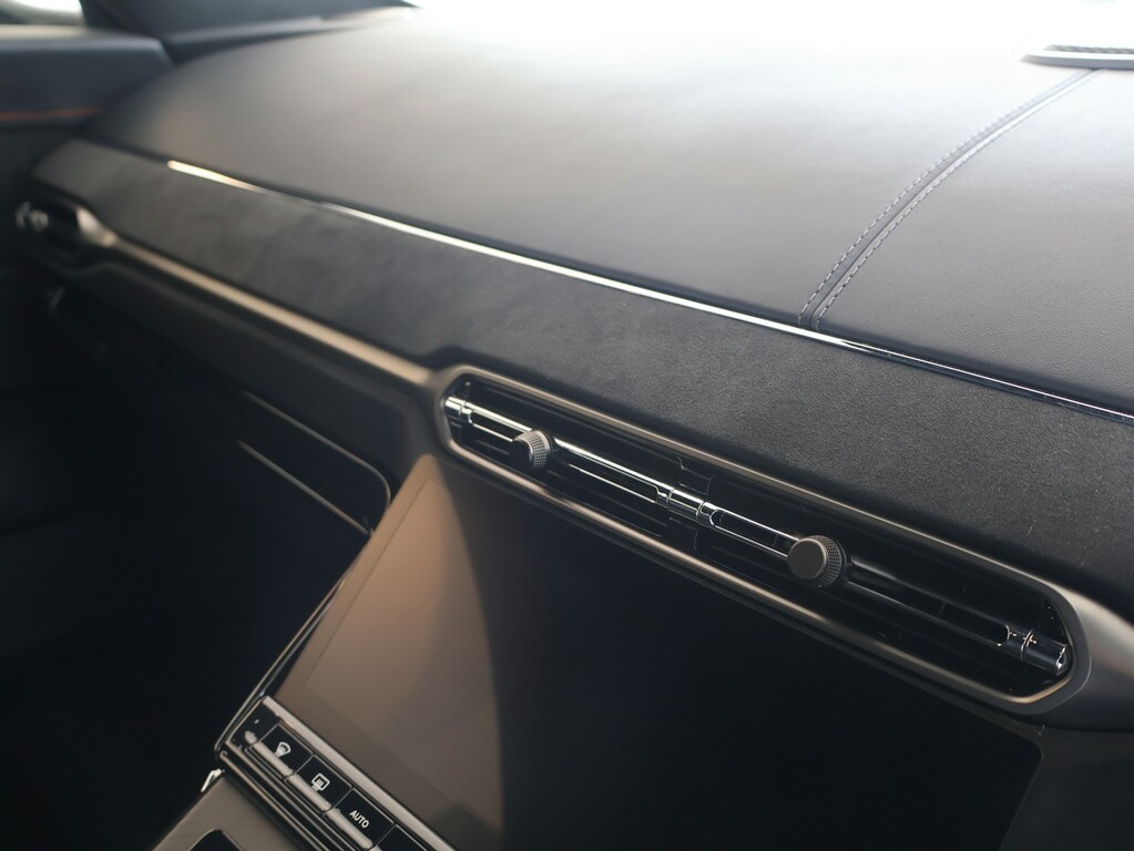 Aston Martin Vantage Zf 8 Speed Grey #22
