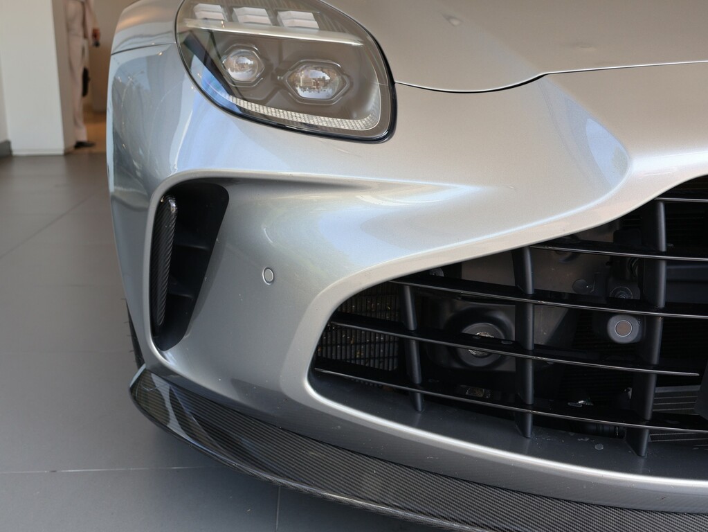 Aston Martin Vantage Zf 8 Speed Grey #25