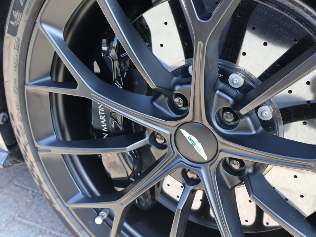 Aston Martin Vantage Zf 8 Speed Grey #27