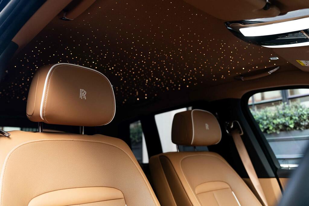 Rolls-Royce Cullinan 5dr Auto Grey #35