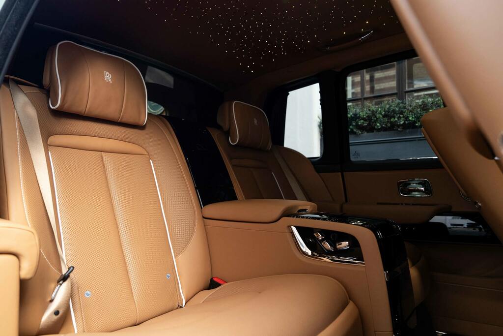 Rolls-Royce Cullinan 5dr Auto Grey #54