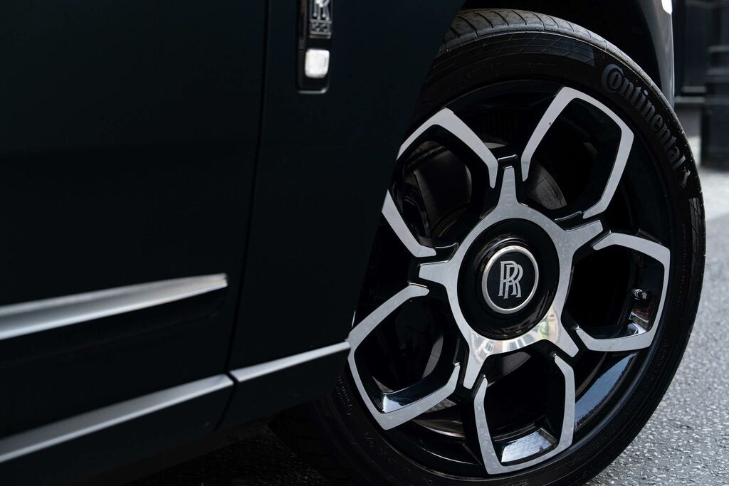 Rolls-Royce Cullinan 5dr Auto Grey #22
