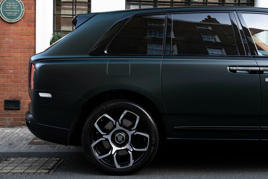 Rolls-Royce Cullinan 5dr Auto Grey #24