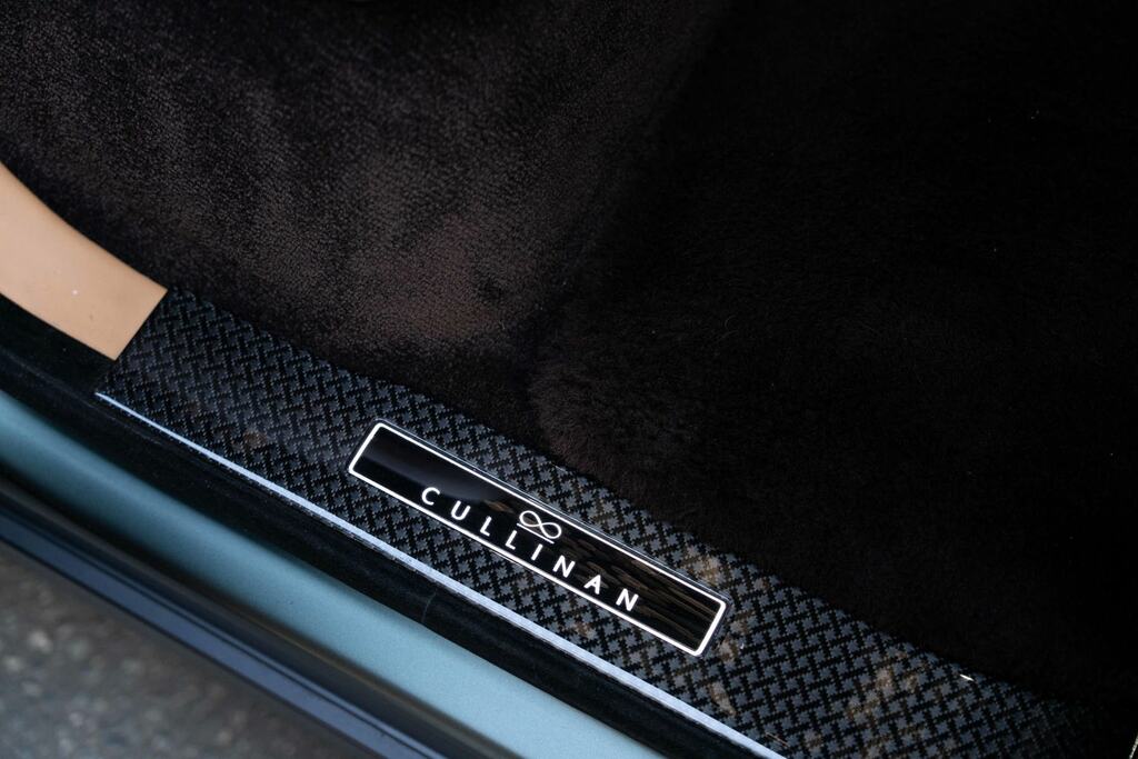 Rolls-Royce Cullinan 5dr Auto Grey #63