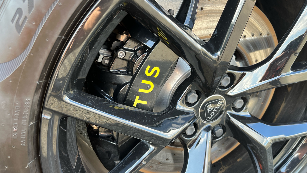 Lotus Eletre Suv Yellow #41