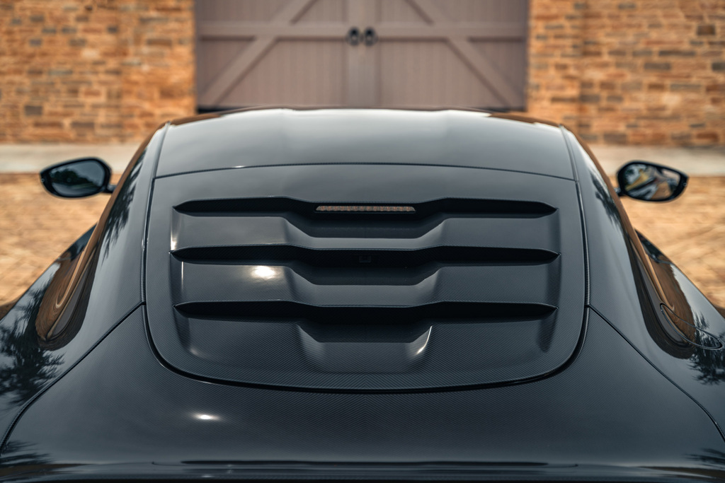 Aston Martin Volante Black #14