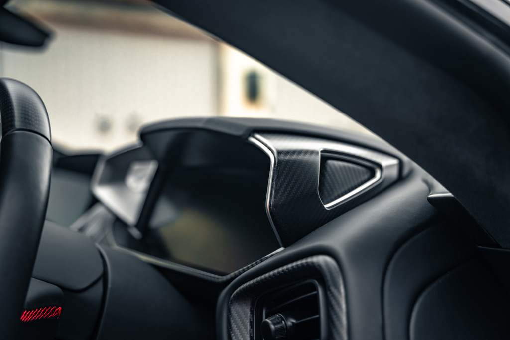 Aston Martin Volante Black #17