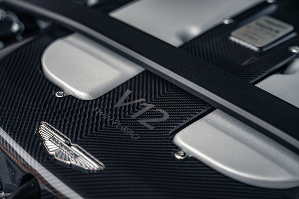 Aston Martin Volante Black #19