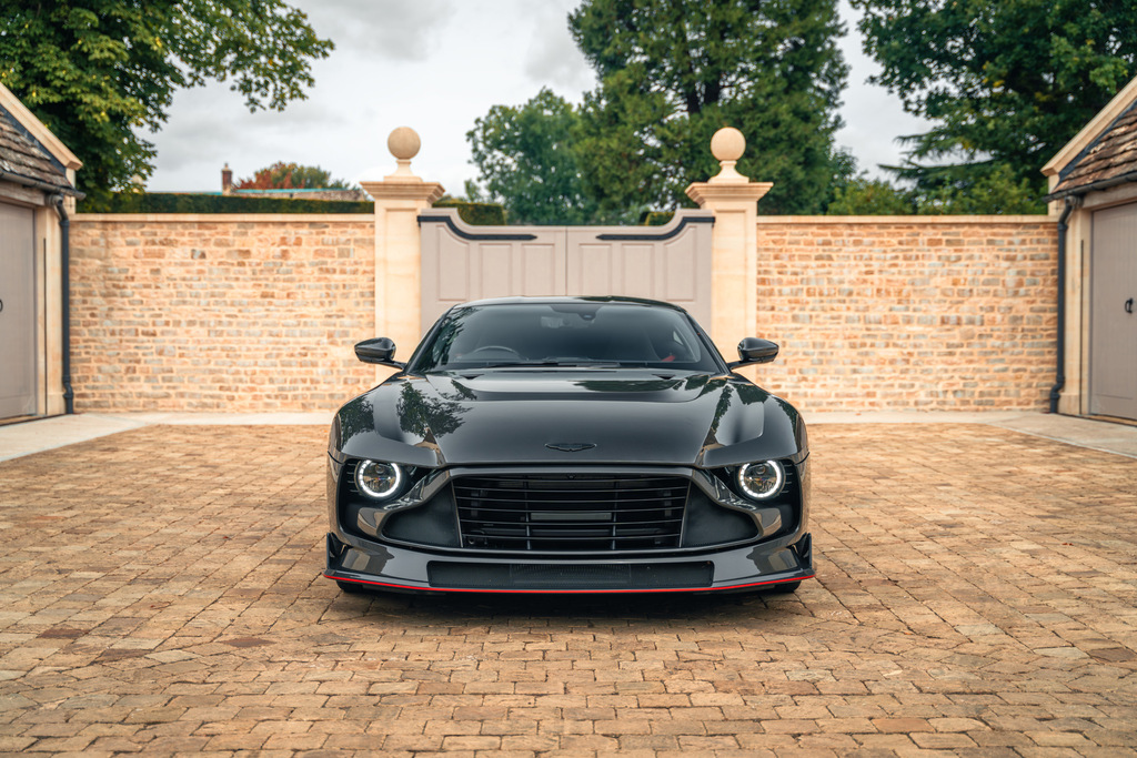 Aston Martin Volante Black #3