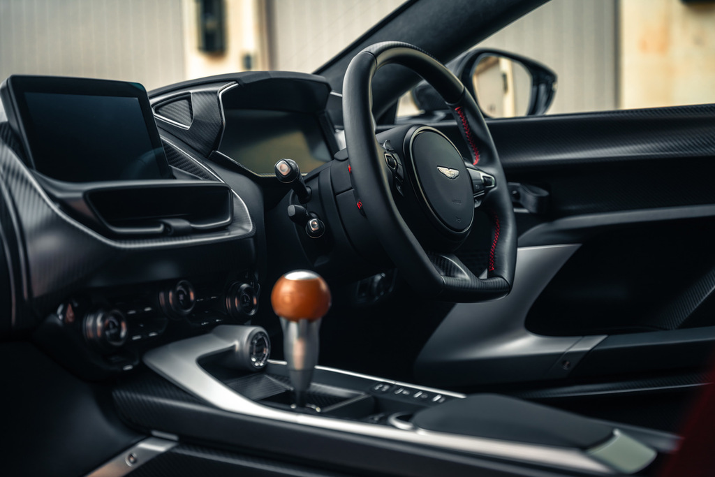 Aston Martin Volante Black #4
