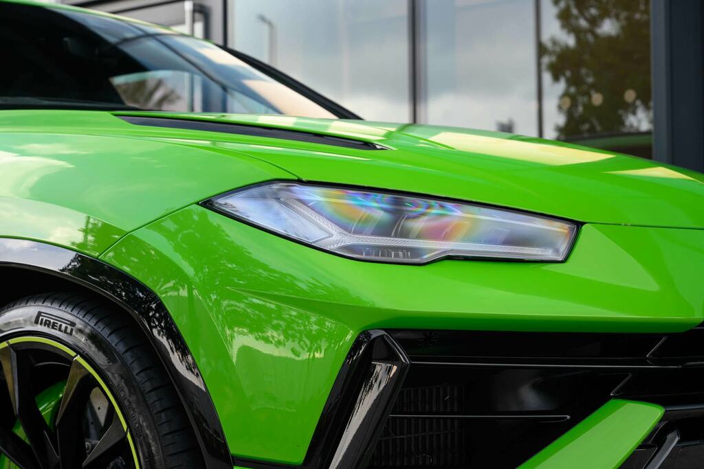 Lamborghini Urus Automatic Green #19