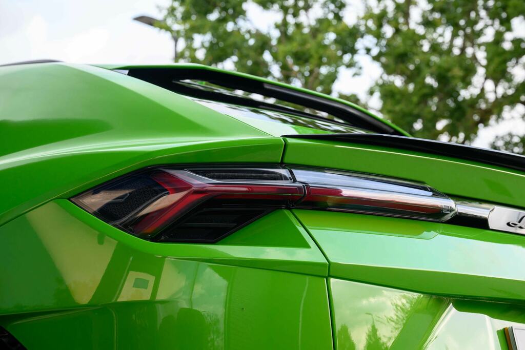 Lamborghini Urus Automatic Green #18