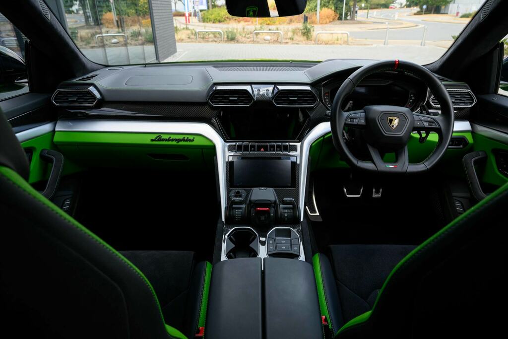 Lamborghini Urus Automatic Green #16