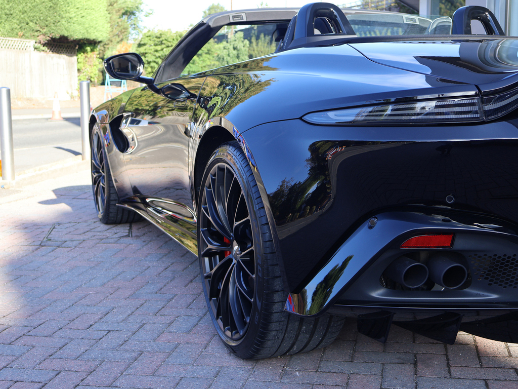 Aston Martin Vantage Vantage V8 Grey #36