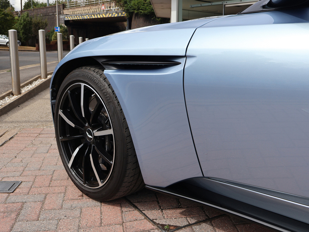 Aston Martin DB11 V8 Red #26