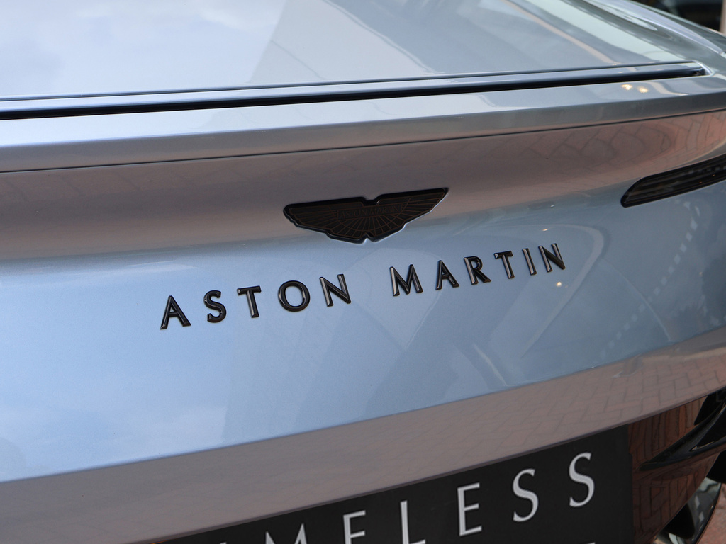 Aston Martin DB11 V8 Red #31