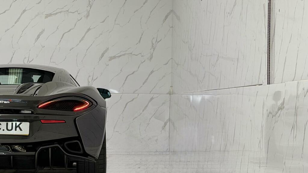 McLaren 570S 3.8L Null Grey #33