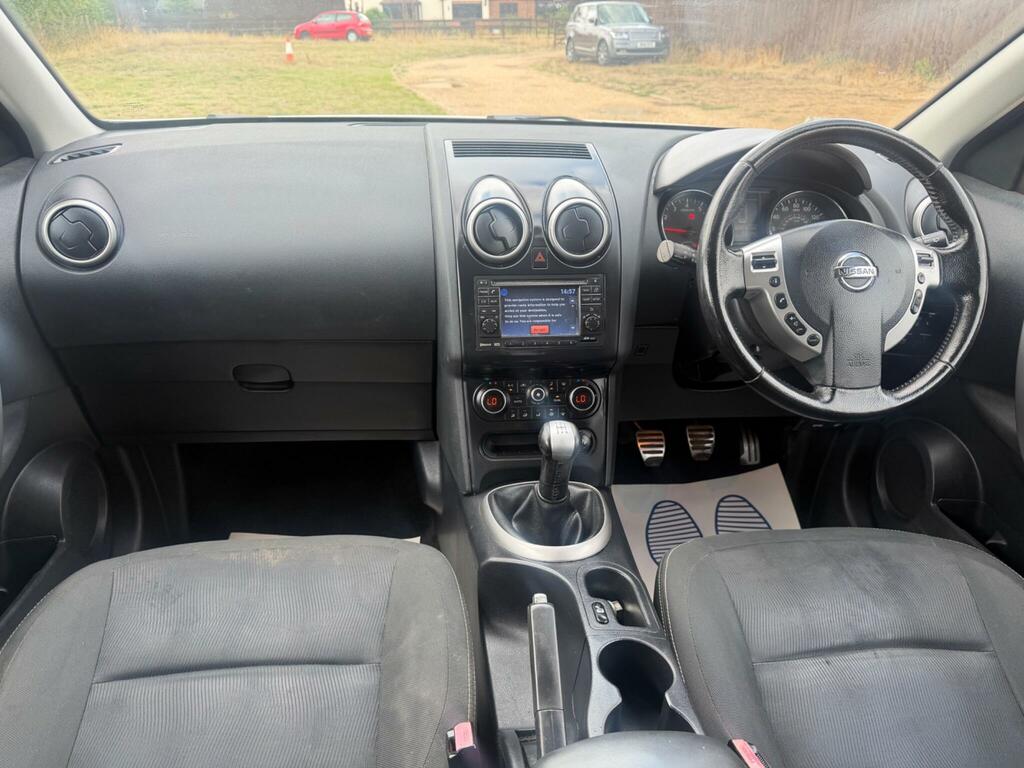 Nissan Qashqai+2 Hatchback Grey #23