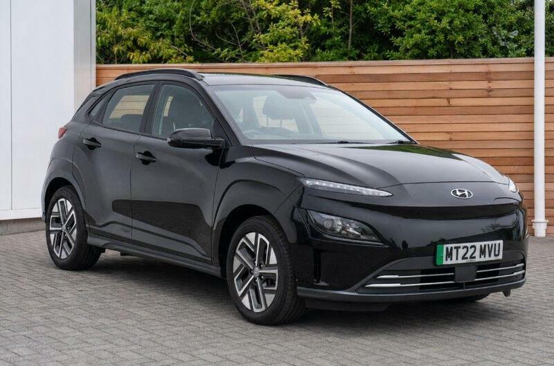 Hyundai Kona 39Kwh Se Connect Suv 10.5Kw Cha Black