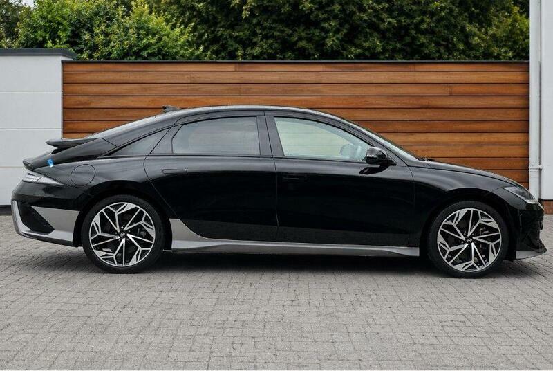 Hyundai Ioniq 6 77.4Kwh Ultimate Saloon Awd 325 CK73YJS Black #3