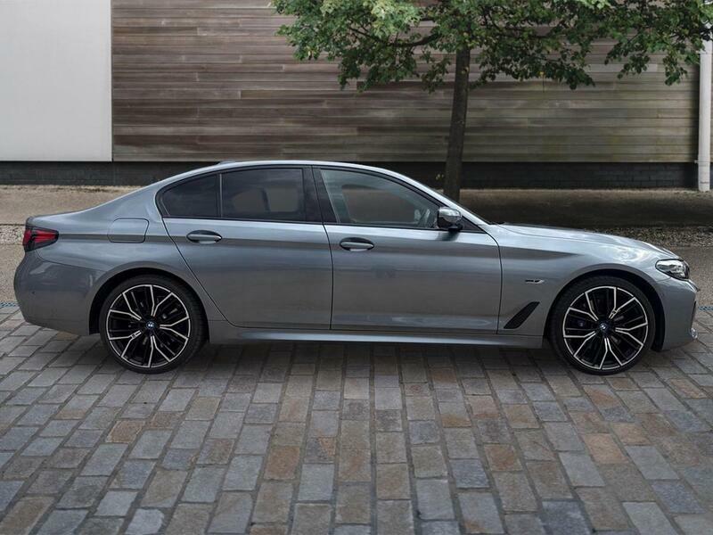 BMW 5 Series 2.0 530E 12Kwh M Sport Saloon Plug-in H BK71HCY Blue #2
