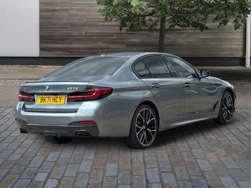 BMW 5 Series 2.0 530E 12Kwh M Sport Saloon Plug-in H BK71HCY Blue #5