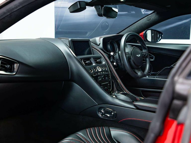 Aston Martin DB11 V12 Grey #27