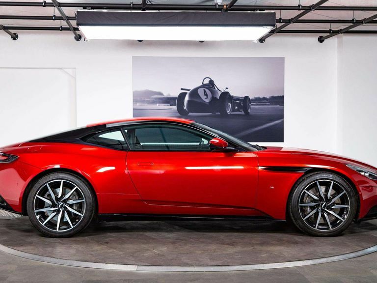 Aston Martin DB11 V12 Grey #13