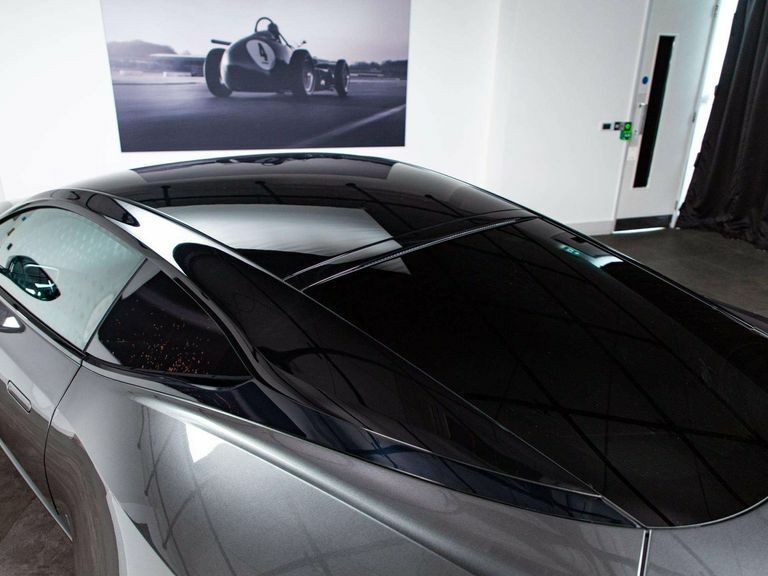 Aston Martin DB11 4L Null Silver #36
