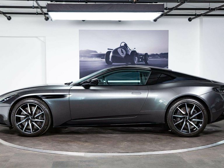 Aston Martin DB11 4L Null Silver #14