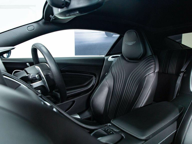 Aston Martin DB11 4L Null Silver #29