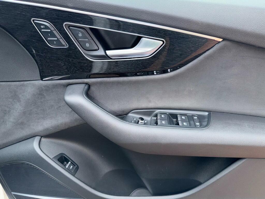 Audi SQ7 Suv Silver #87