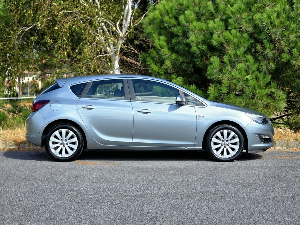 Vauxhall Astra 1L Se LV13MKM Silver #2
